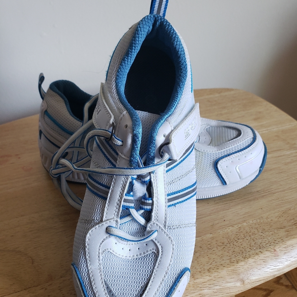 BioFit Athletic shoes